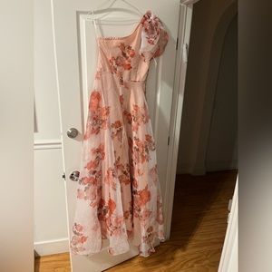 Flowe dress